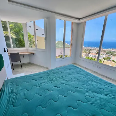 Bella Vista- Luxury Ocean & Mountain Views Costa Adeje (Tenerife)