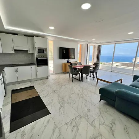 Bella Vista- Luxury Ocean & Mountain Views Vila *