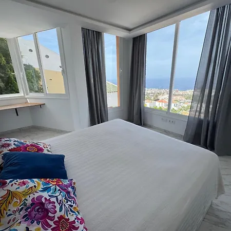 Bella Vista- Luxury Ocean&mountain Views Villa